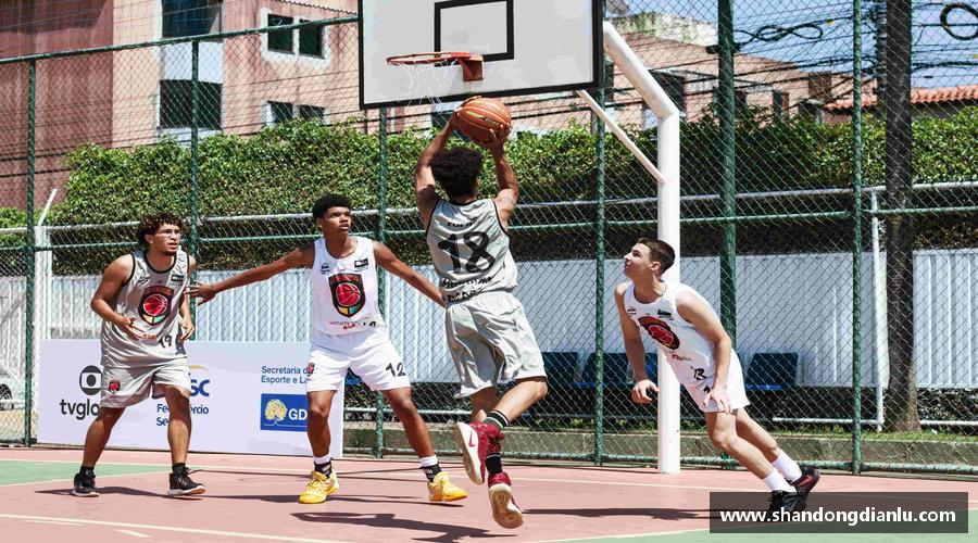 谈球吧登录拥抱青春，释放活力！